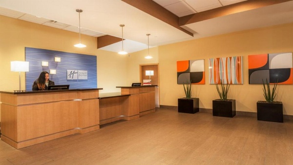 Holiday Inn Express Fort Lauderdale Airport South image 16